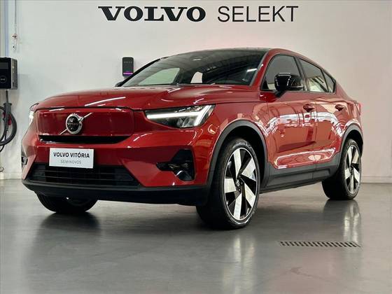 VOLVO C40 P8 RECHARGE TWIN ELECTRIC ULTIMATE AWD
